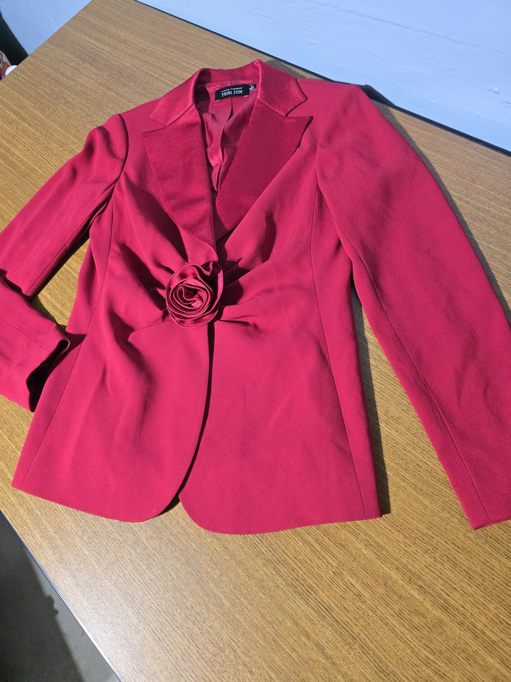 Rickie Freeman Teri Jon Vintage Red/Fuchsia 3D Rose-Accent Tailored Blazer 8